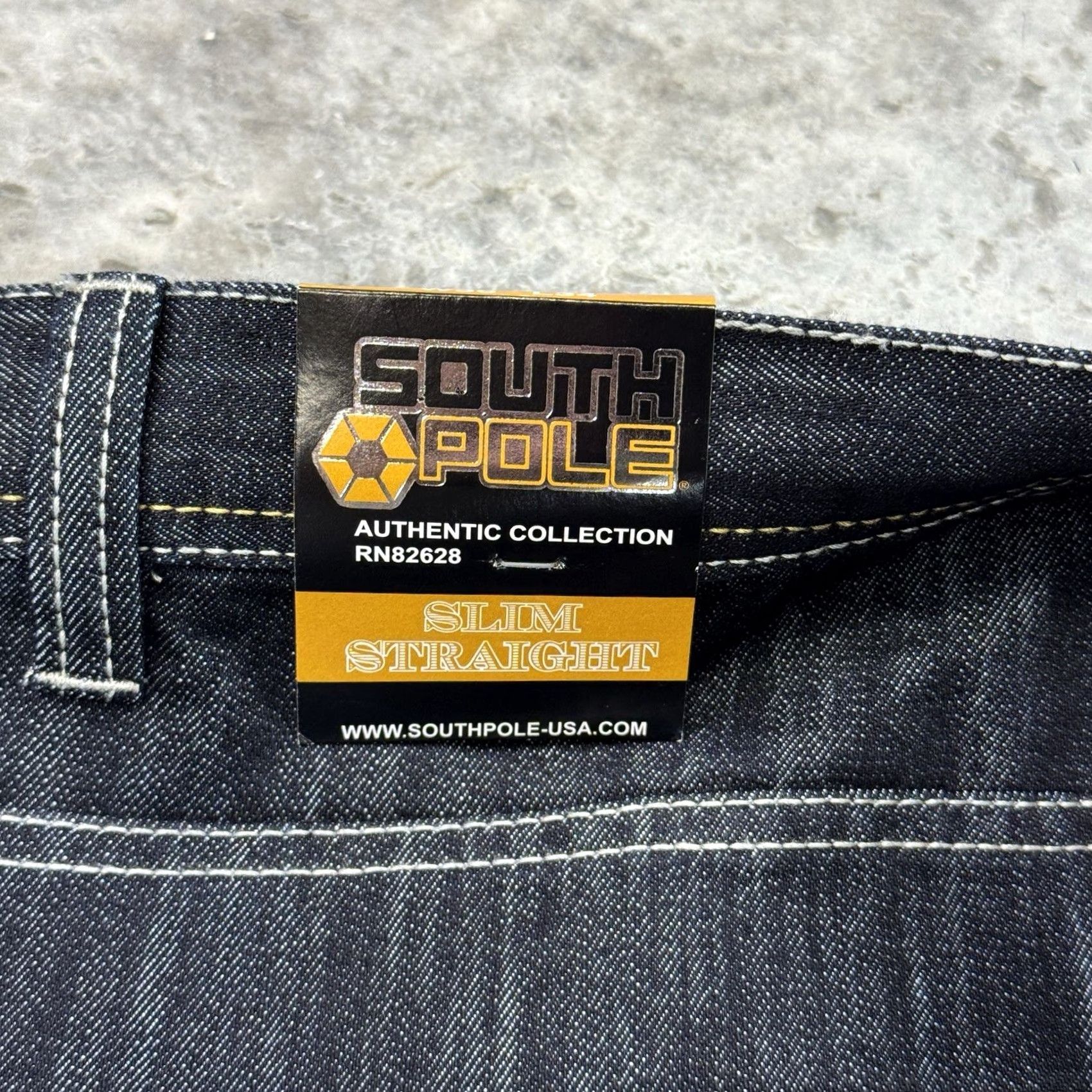 Southpole Southpole Jeans Mens 36 x 34 Indigo Baggy Hip Hop Y2K Vintage NWT 90s Skater Denim Straight 5-Pocket Blue Cotton Blend Jeans Mens Size US 36 / EU 52 - 4 Thumbnail