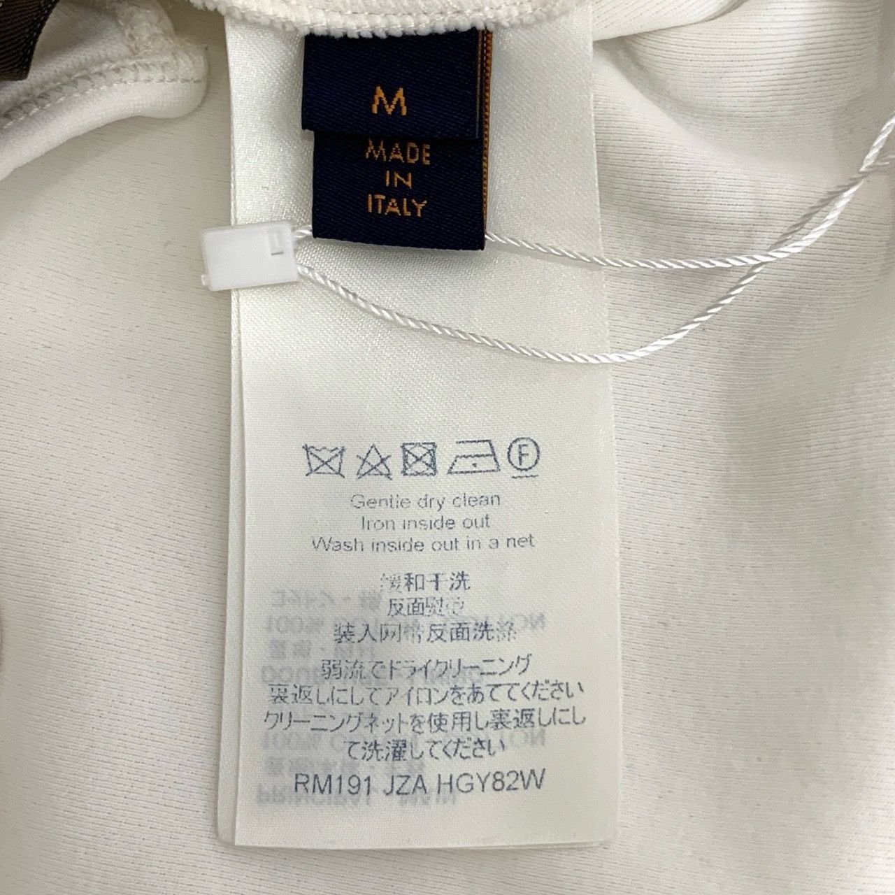 Louis Vuitton Louis Vuitton Embossed Logo Monogram Pocket Half-Zip Flocked Size US M / EU 48-50 / 2 - 5 Thumbnail