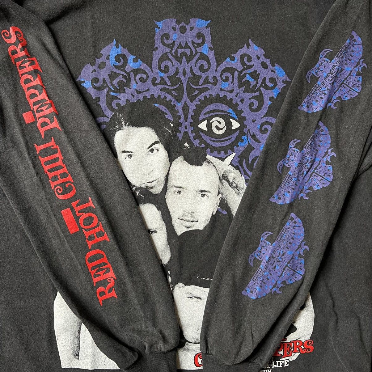 Band Tees 🔥rare🔥red hot chilli peppers inspired bali barong design Size US XL / EU 56 / 4 - 21 Thumbnail