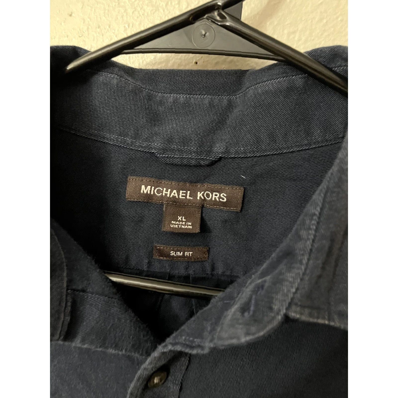 Michael Kors Michael Kors Slim Fit Button-Up Shirt Mens XL Navy Blue Long Sleeve Size US XL / EU 56 / 4 - 3 Thumbnail
