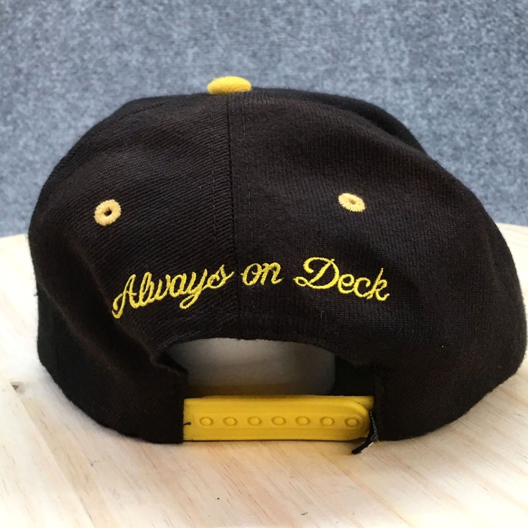 Vintage KR3W Snapback Cap Hat Men One Size Black Yellow Embroidered Adjustable Size ONE SIZE - 6 Thumbnail