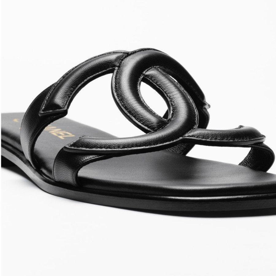 Chanel os11x0426 Vintage CC Slide Sandals in Black Size US 8 / IT 38 - 3 Thumbnail