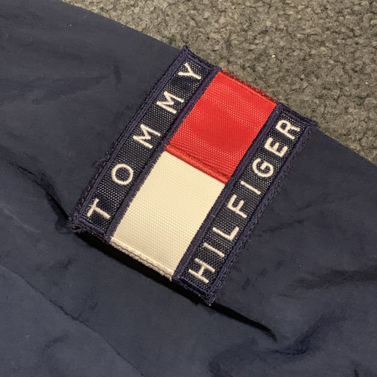 Tommy Hilfiger VINTAGE 90s-Y2K TOMMY HILFIGER WINDBREAKER JACKET Size US XL / EU 56 / 4 - 7 Thumbnail