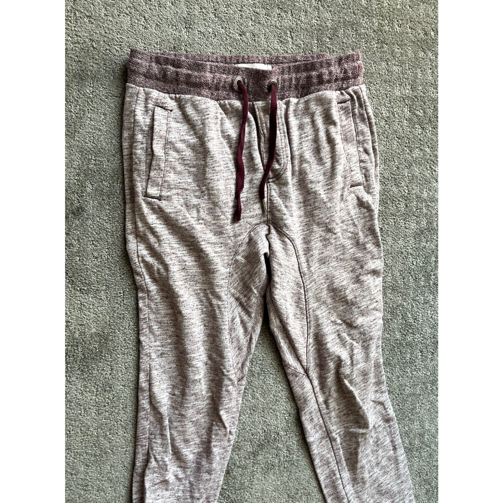 Vintage Aéropostale Sweatpants XS Maroon Drawstring Elastic Waist Women’s Regular Tapered Leg Pockets Size 26" / US 2 / IT 38 - 2 Thumbnail