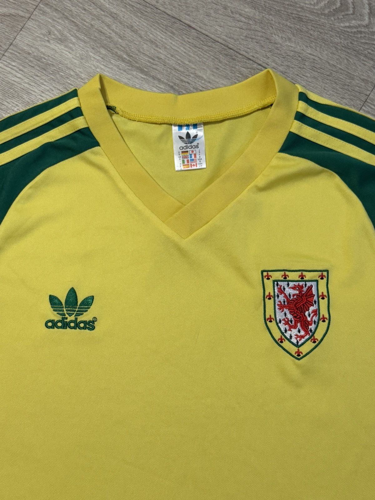 Adidas 🔷Retro Adidas Wales 1980/81 Soccer jersey🔷 Size US S / EU 44-46 / 1 - 3 Thumbnail