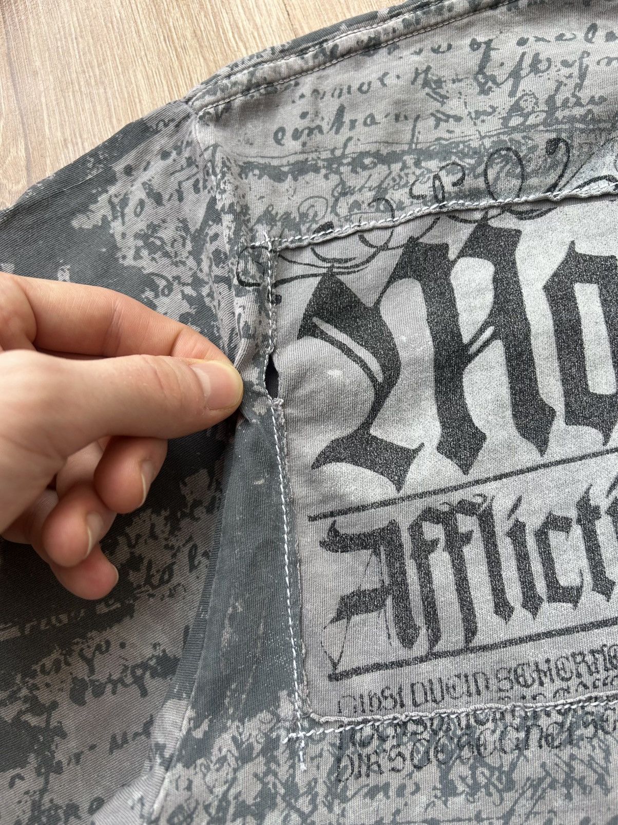 Affliction Vintage Y2K Cyber Affliction All Over Print Distressed Tee Size US XL / EU 56 / 4 - 11 Thumbnail