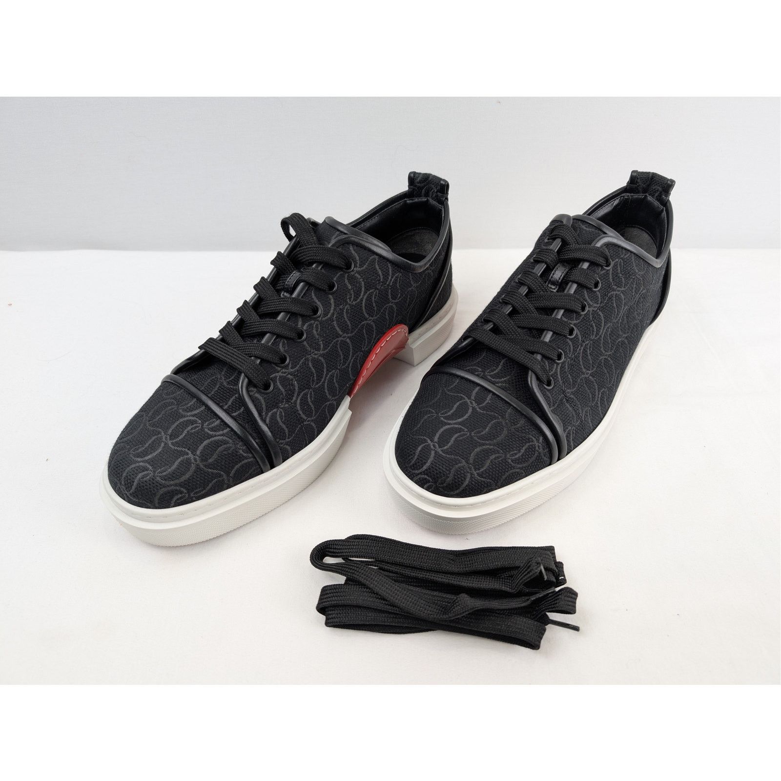 Christian Louboutin o1rshd1 Adolon Junior Flat Sneakers Shoe in Black/White Size US 12 / EU 45 - 7 Thumbnail