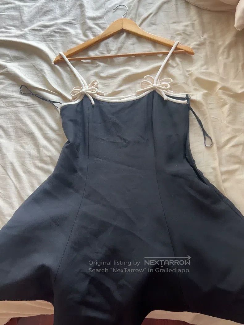 Valentino Valentino Bow slip dress Size M / US 6-8 / IT 42-44 - 1 Thumbnail