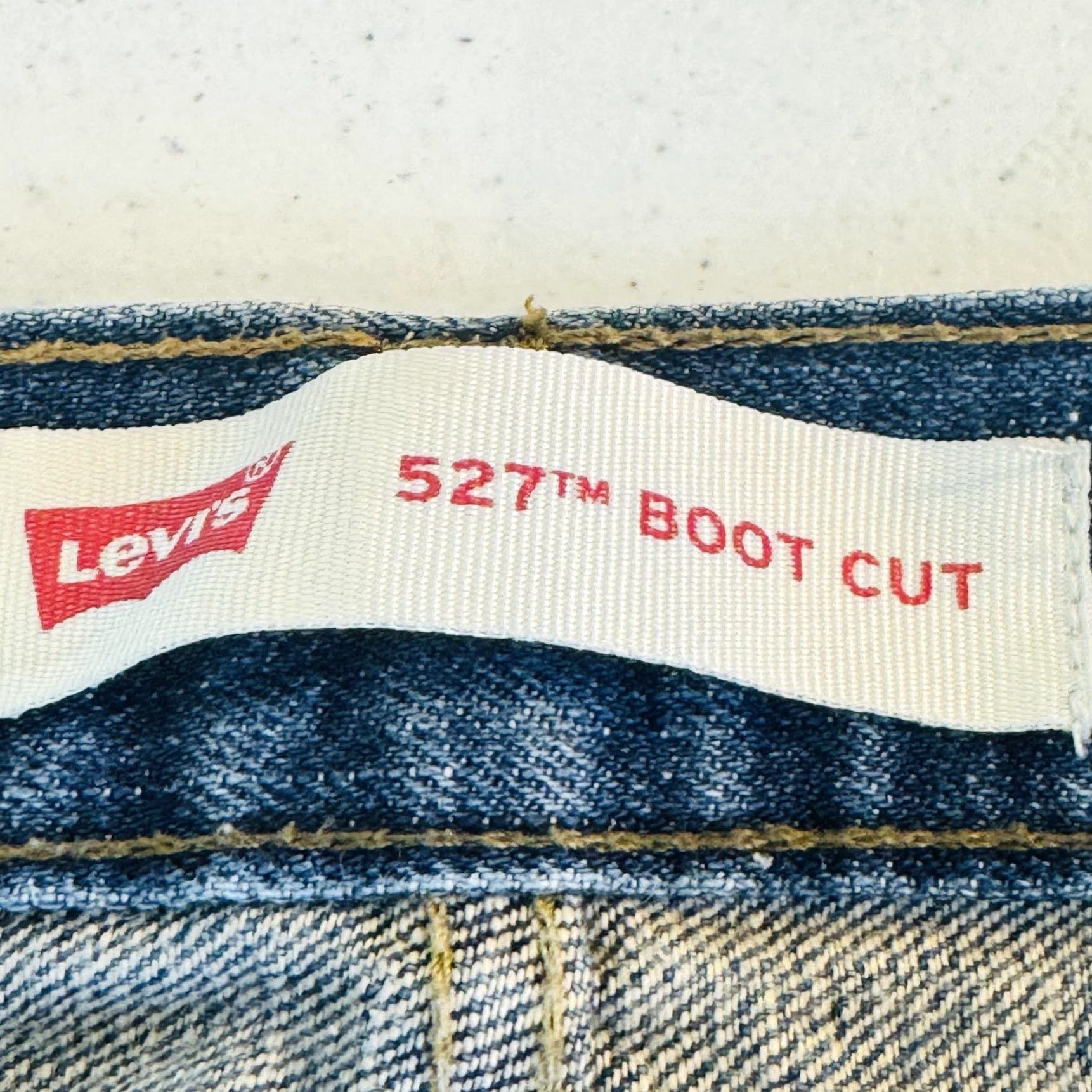 Levi's Levis 527 Jeans Teens Blue Medium Wash Bootcut Slim Denim Zip Fly Adult? (clarify not included) Size US 33 - 7 Thumbnail