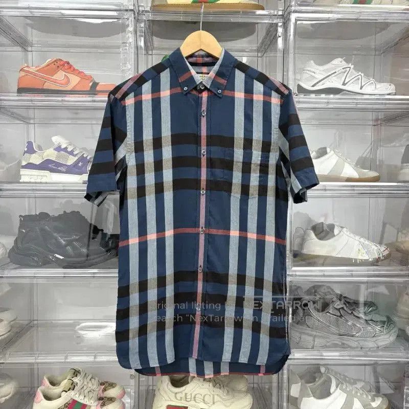 Burberry Burberry Blue Cotton Short Sleeve Shirt. Size US S / EU 44-46 / 1 - 1 Thumbnail