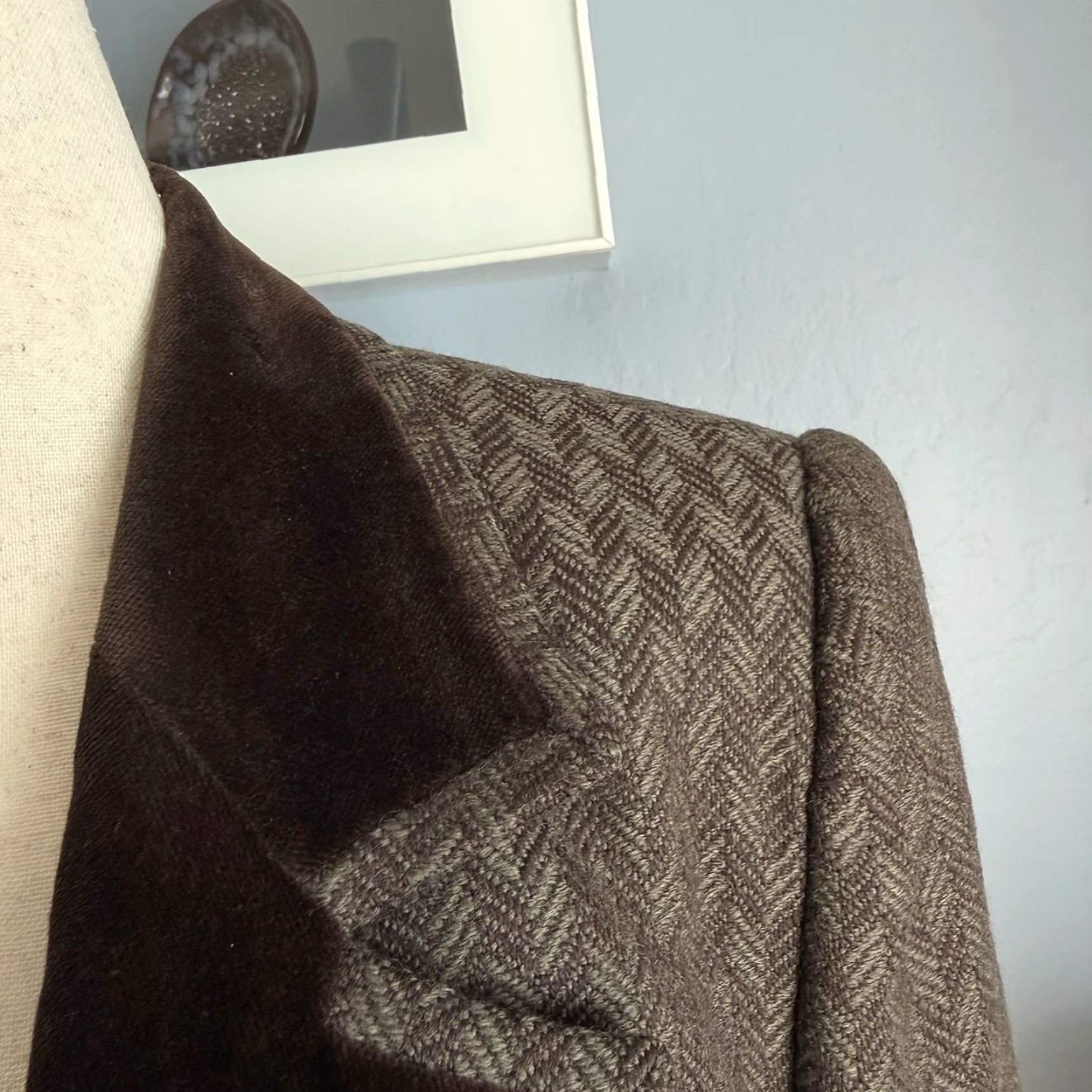 Louis Feraud VINTAGE Louis Feraud Wool Herringbone Tweed Jacket Skirt Suit Velvet Trim Sz 40 Brown/Gray 1980s Tailored Men/Women? Size 32" / US 10 / IT 46 - 4 Thumbnail