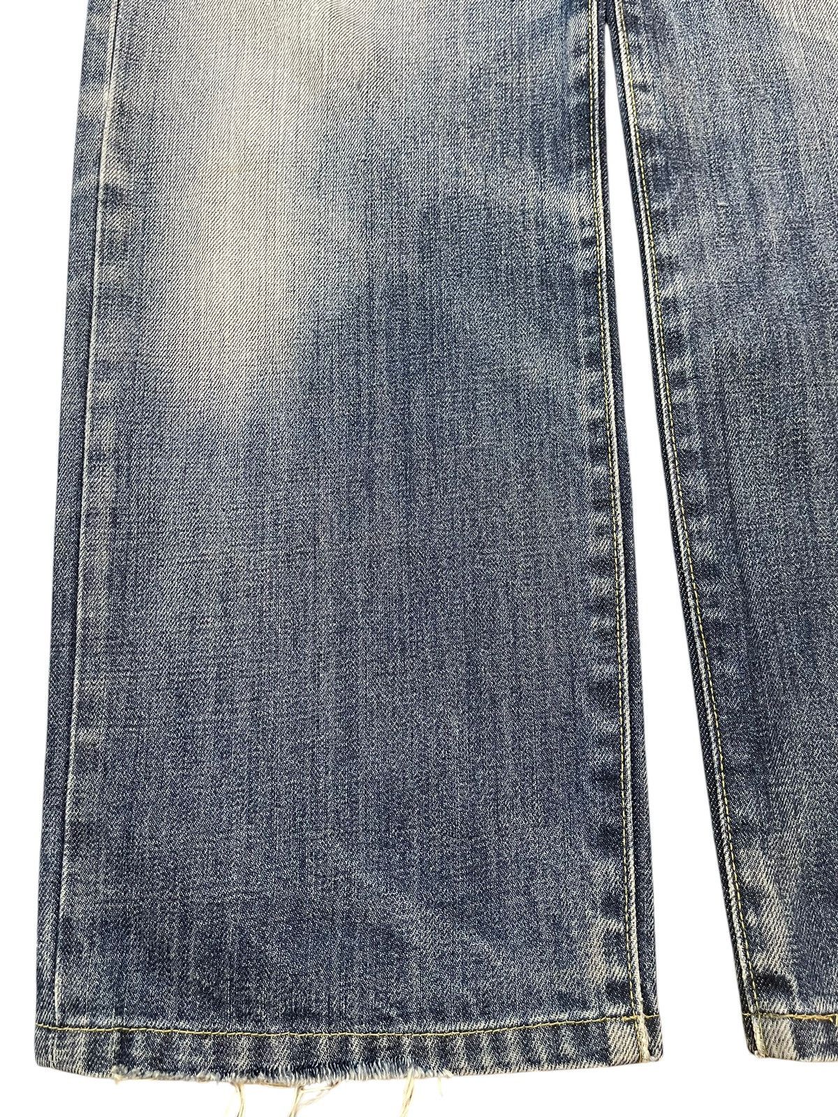 Uniqlo Vintage Y2k Japan Uniqlo Faded Wash Distress Wide Leg Baggy Size US 33 - 7 Thumbnail