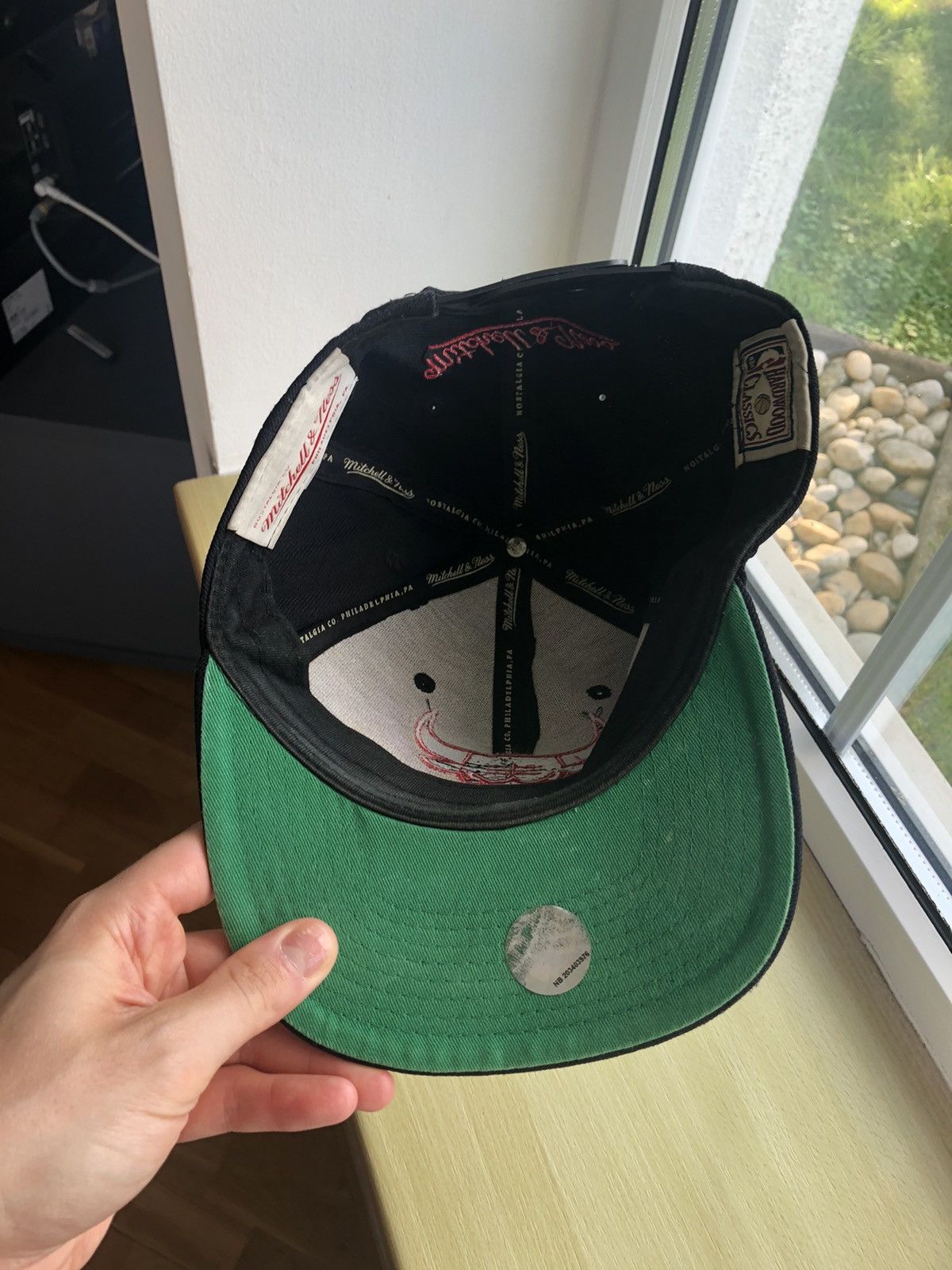 Mitchell & Ness × NBA CHICAGO BULLS MITCHELL & NESS VINTAGE NBA HAT CAP Size ONE SIZE - 5 Thumbnail