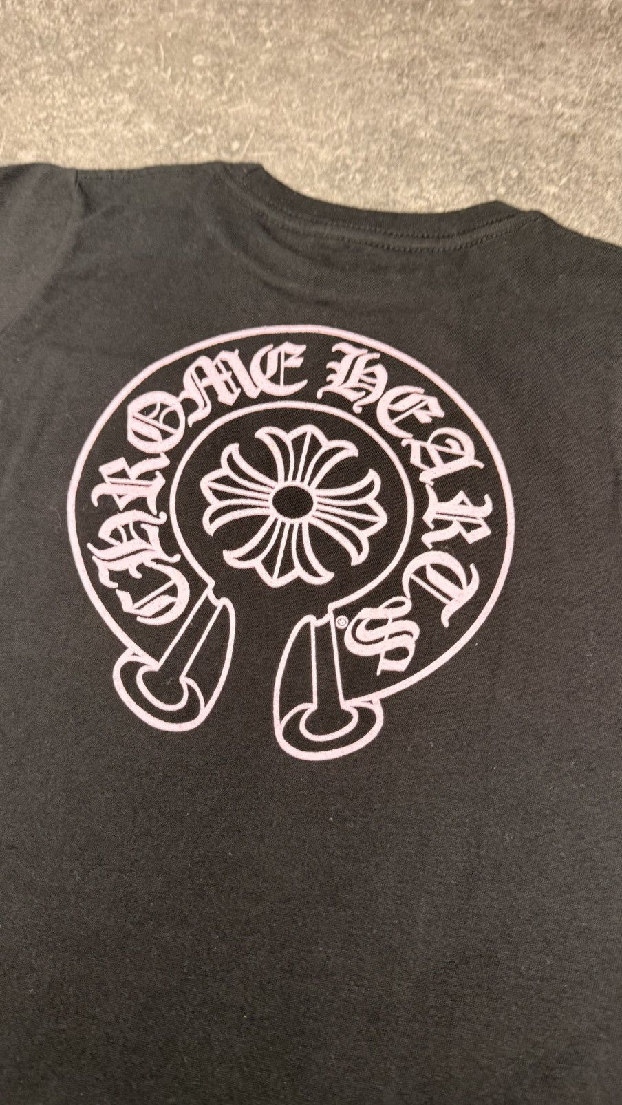 Chrome Hearts Chrome Hearts KIDS Horseshoe Pocket Tee Black / Pink Size US XXS / EU 40 - 3 Thumbnail