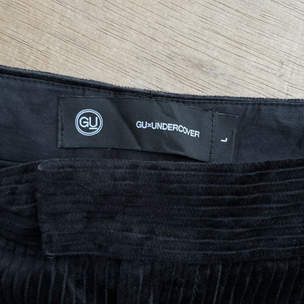 GU × Japanese Brand × Undercover UNDERCOVER X GU CORDUROY WIDE CUT LONG PANTS Size 30" / US 8 / IT 44 - 3 Thumbnail