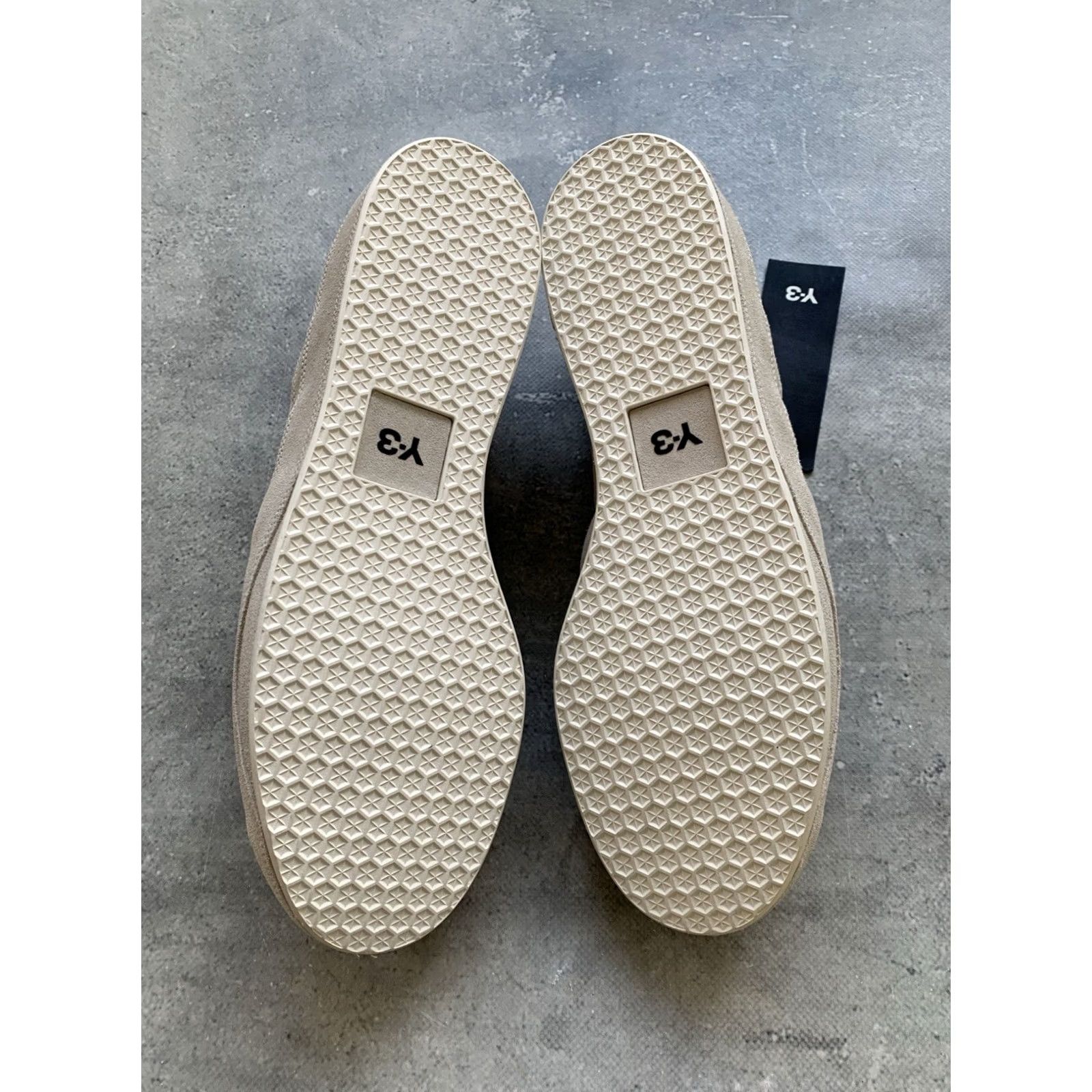 Y-3 Y-3 Gazelle Beige Sneakers Women’s US 6.5 UK 5 EU 38 Shoes Sneaker Athletic Suede 2023 Size US 5 / IT 35 - 7 Thumbnail