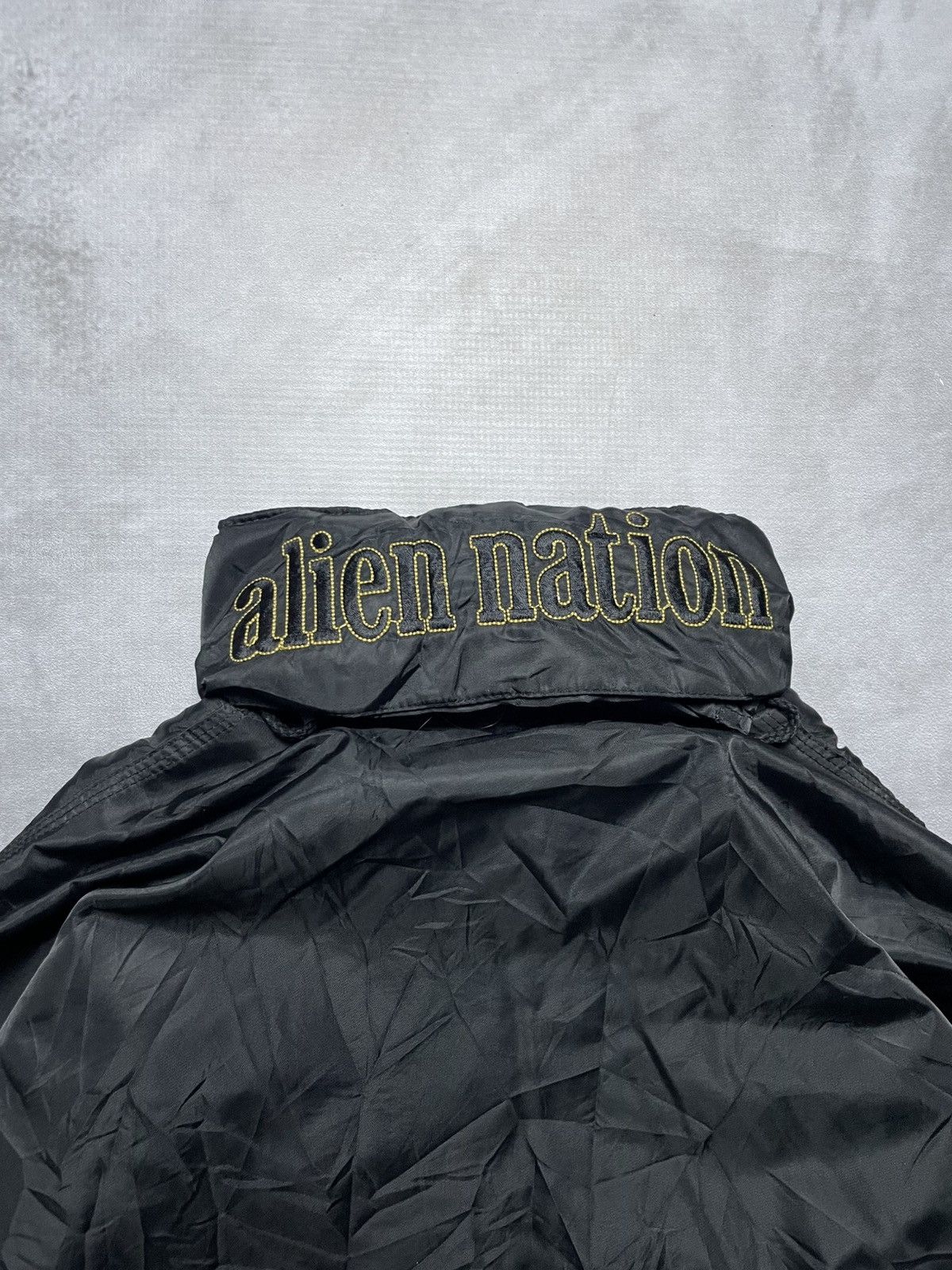 Alien Workshop 2000’s Alien Nation Nylon Hide Hooded Size US XL / EU 56 / 4 - 16 Thumbnail