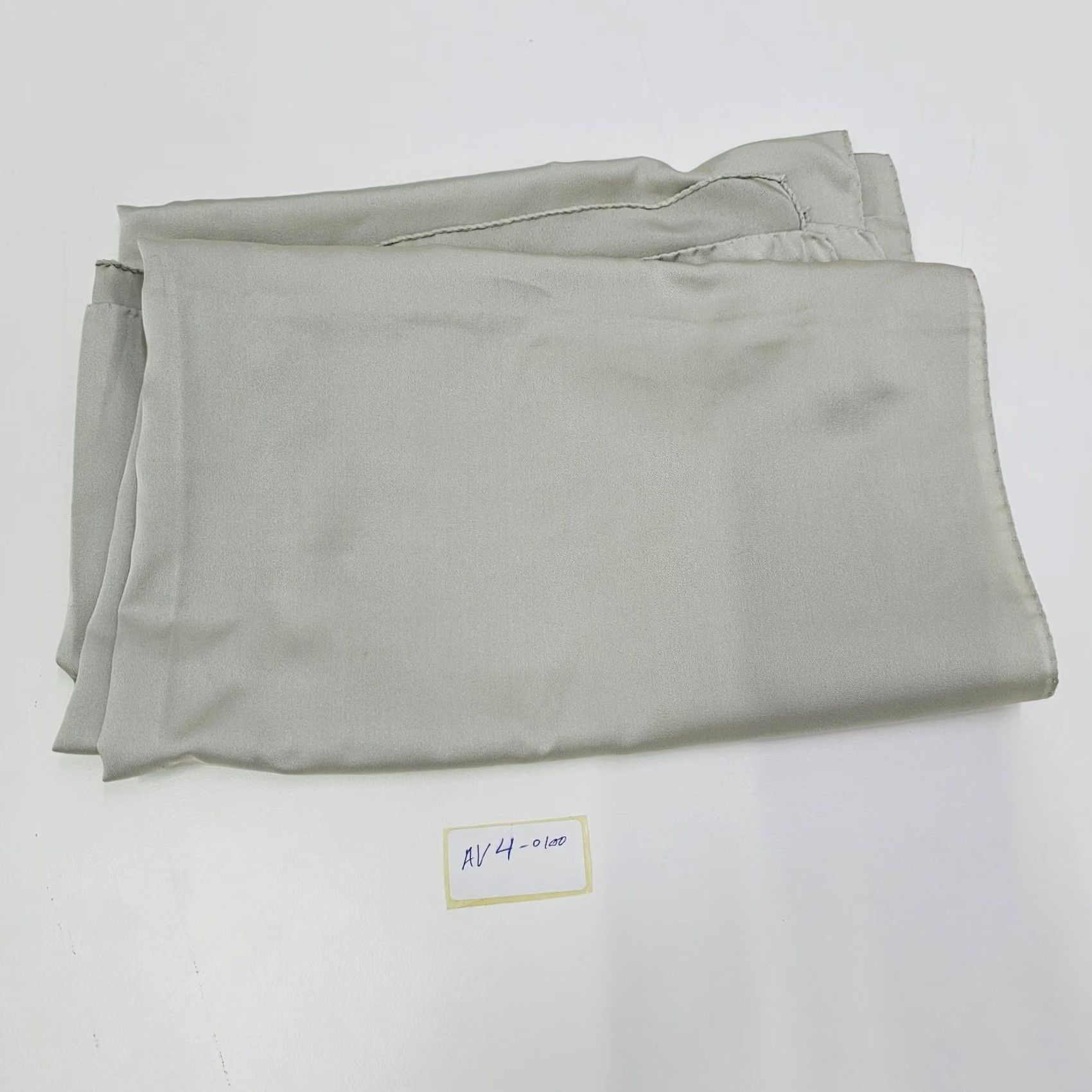 Giorgio Armani Giorgio Armani Scarf Light Grey Signature Logo One Size BNWT Women Fashion Accessory BNWT Size ONE SIZE - 7 Thumbnail
