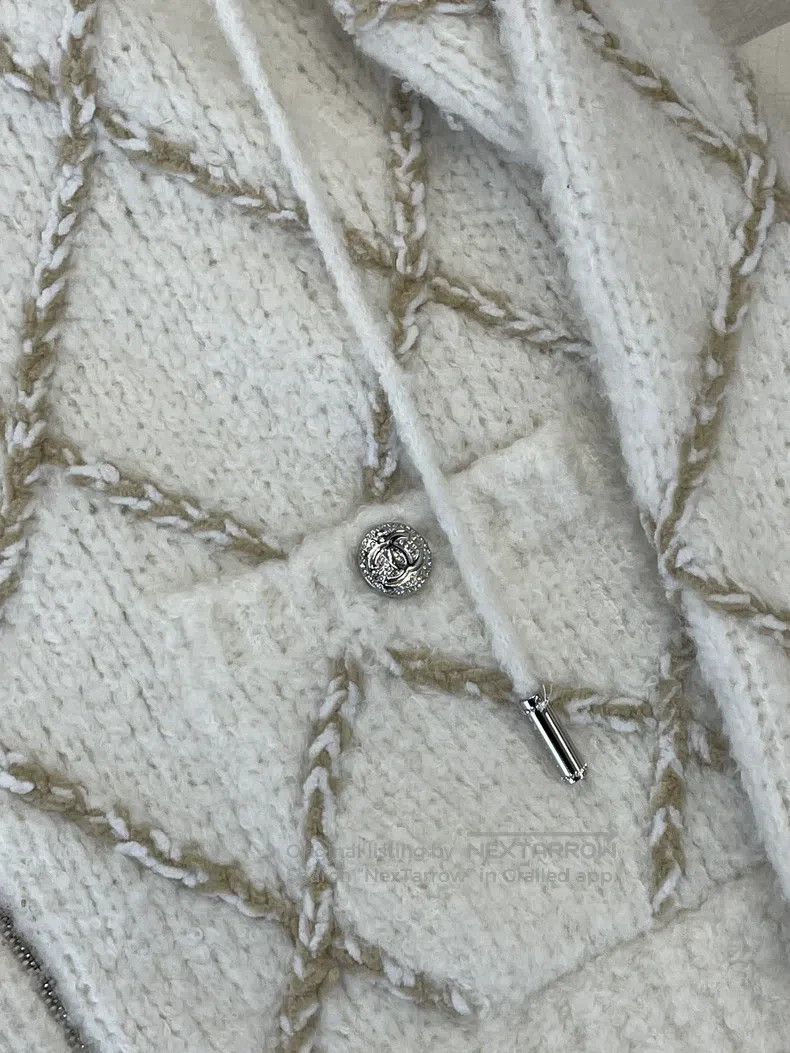 Chanel Chanel Ski series white diamond plaid cashmere zipper jack Size XXS / US 00 / IT 34 - 2 Thumbnail