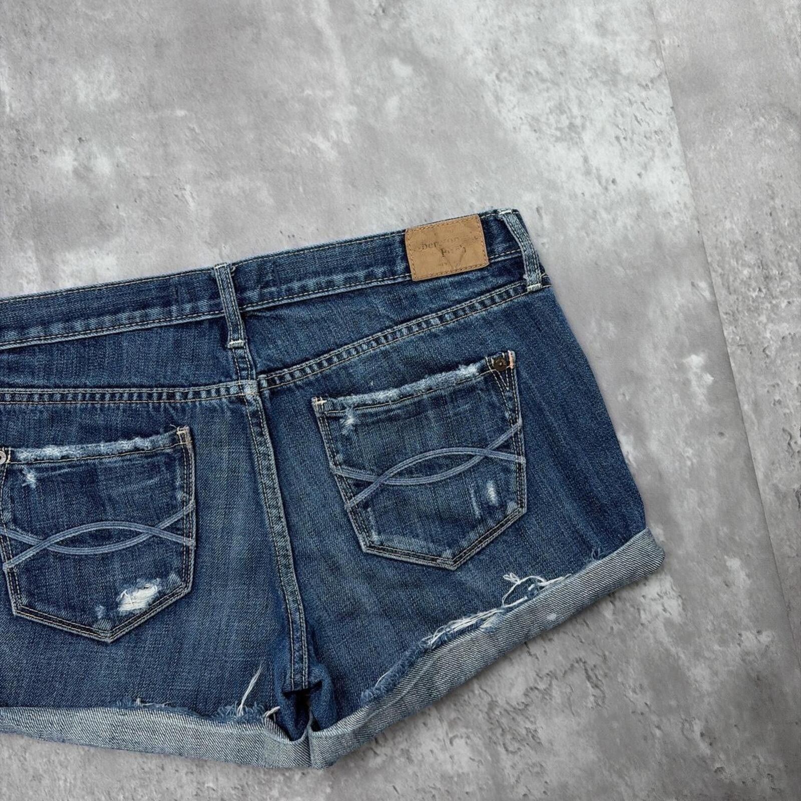 Abercrombie & Fitch Y2K Dark Wash Abercrombie & Fitch Grunge Mini Denim Shorts Size 28" / US 6 / IT 42 - 3 Thumbnail