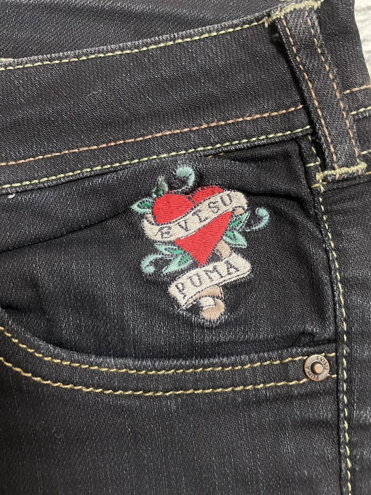 Evisu Evisu x Puma vintage black jeans seagulls Y2K Size US 28 / EU 44 - 6 Thumbnail