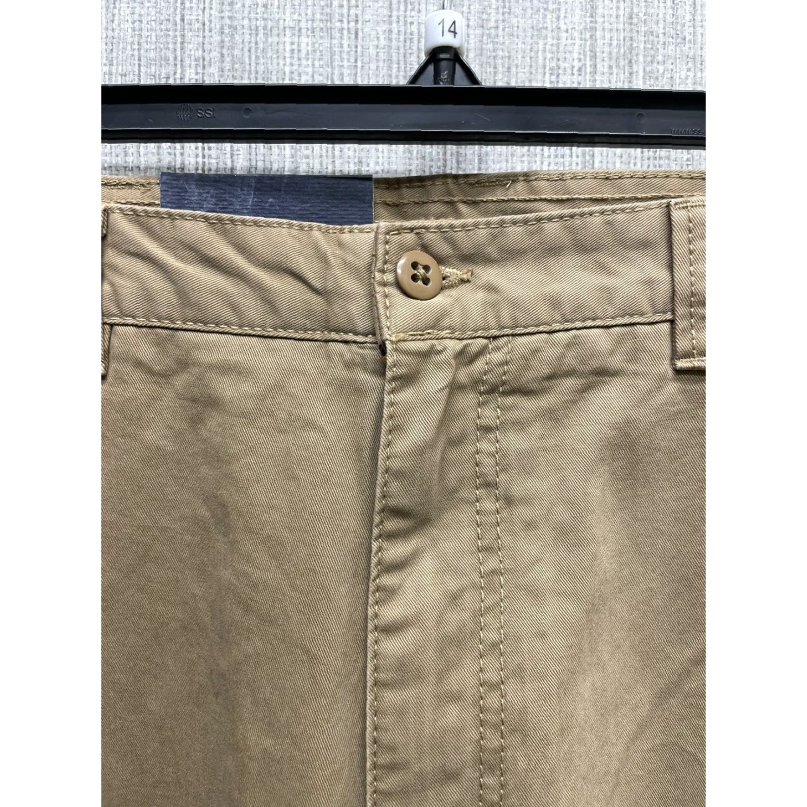 Cremieux NWT Cremieux Jeans Brown Cassis Straight Mens 36x30 100% Cotton Straight Fit Men Size 36 30 Brown Mens Size US 36 / EU 52 - 3 Thumbnail