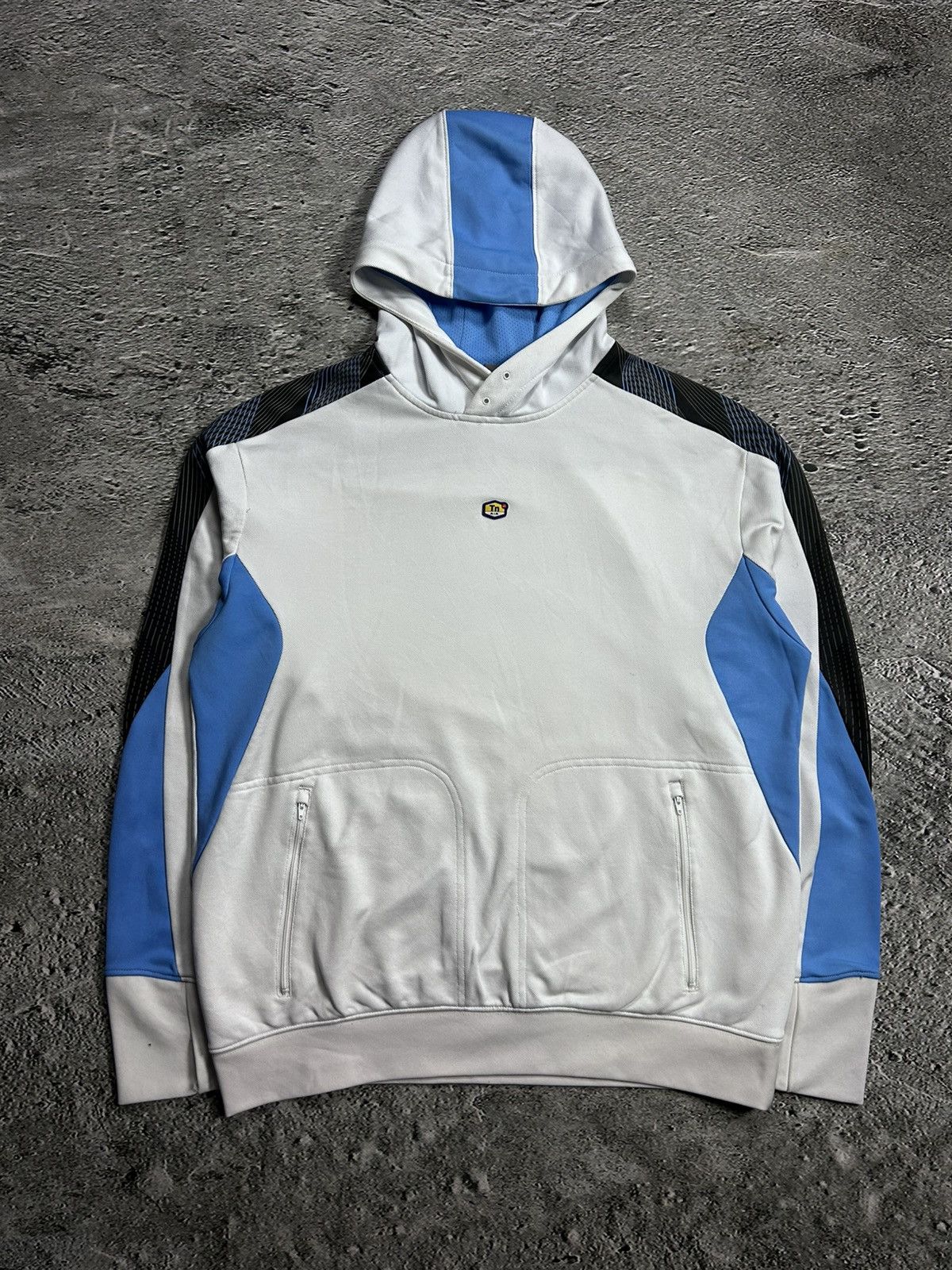 Nike × Vintage Nike TN hoodie vintage white 2000s blue Y2K sweatshirt Size US L / EU 52-54 / 3 - 1 Thumbnail