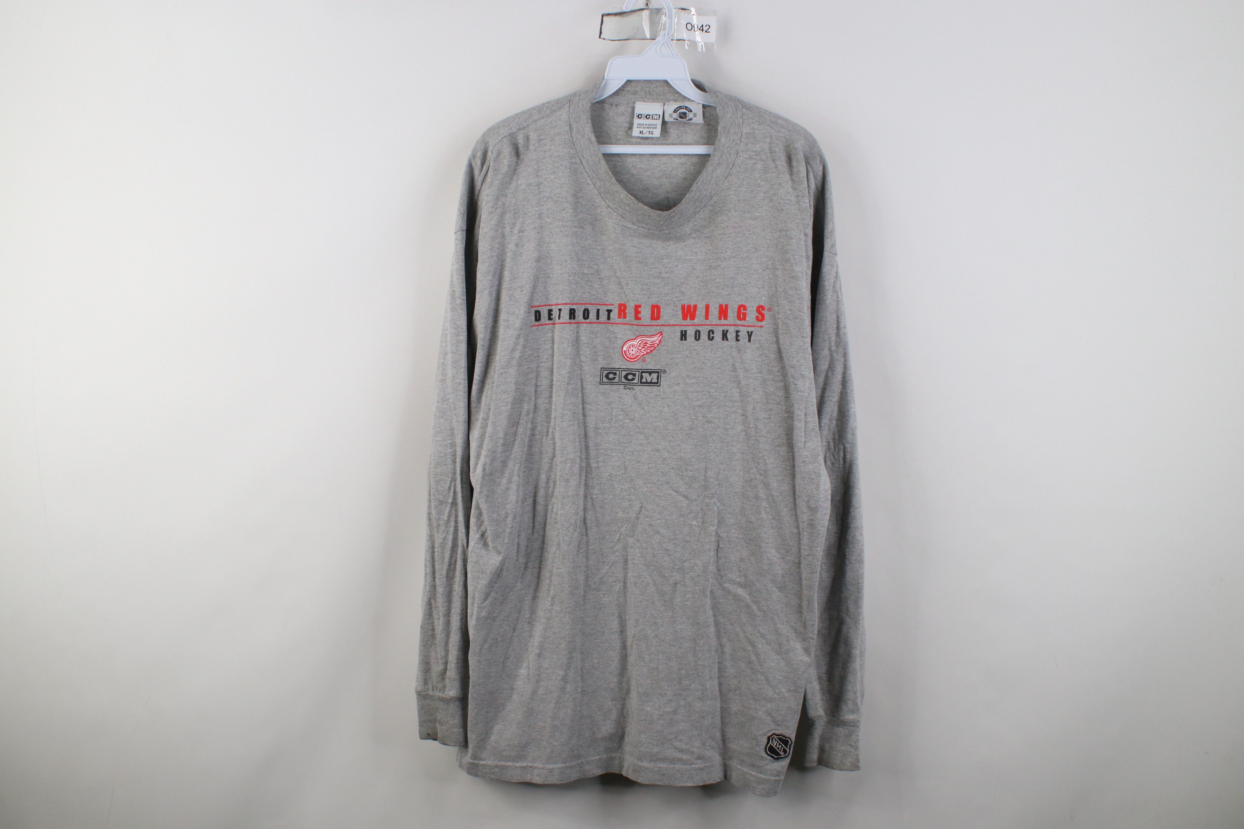 Vintage Vintage 90s CCM Hockey Long Sleeve T-Shirt Heather Gray Size US XL / EU 56 / 4 - 1 Thumbnail