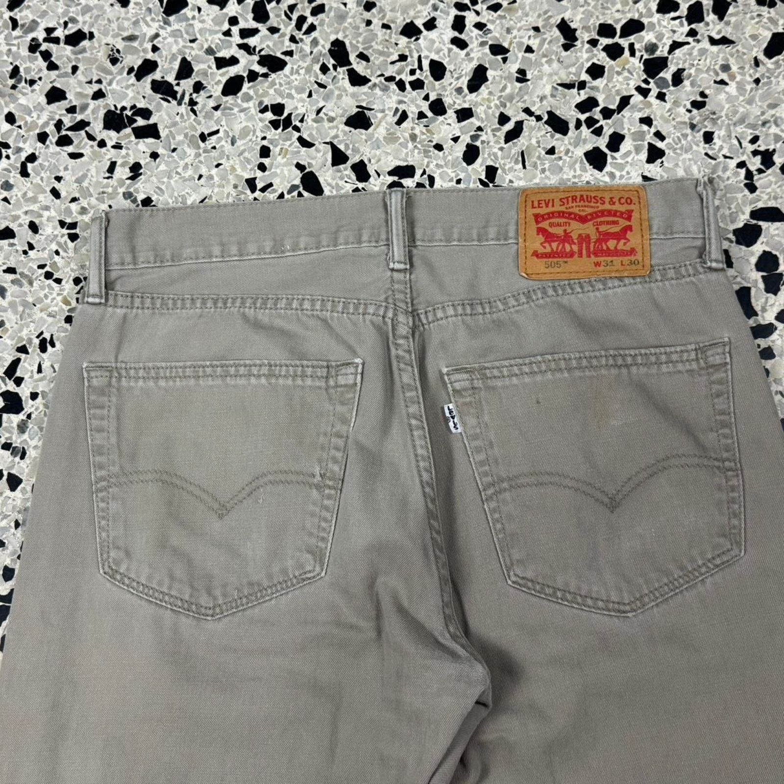 Levi's × Vintage VINTAGE Y2K LEVIS 505 TAN BEIGE KHAKI DENIM JEANS: Size US 31 - 5 Thumbnail