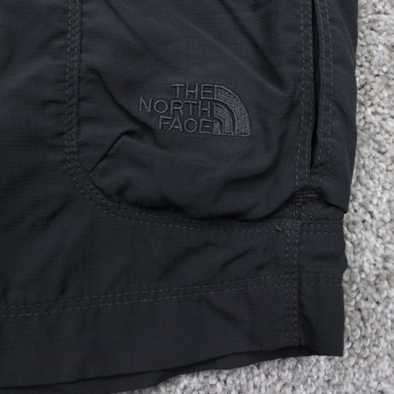 The North Face The North Face The North Face Ajdm Horizon Peak Shorts Mens 2XL XXL Gray Cargo Nylon 10" Inseam Size US 39 - 4 Thumbnail