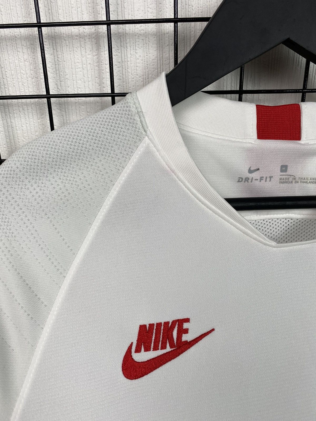 Nike Nike PSG Training Football Jersey White Men’s Shirt Kit Size US M / EU 48-50 / 2 - 7 Thumbnail