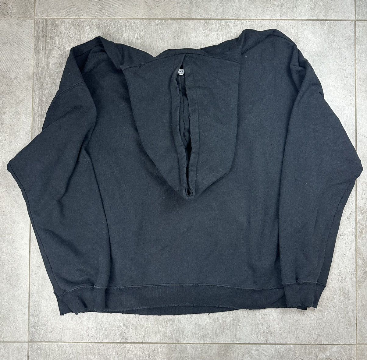 Balenciaga Balenciaga Distressed Script Oversized Black Hoodie Size 3 Size US XL / EU 56 / 4 - 2 Thumbnail