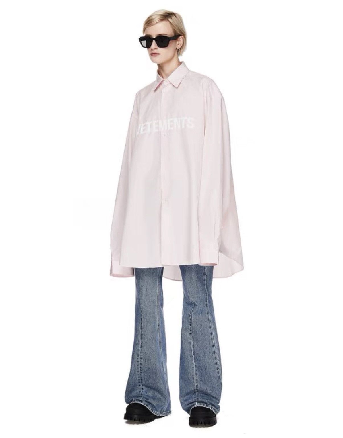 Vetements Vetements Garderobe Logo Oversized Pink Shirt Size US XS / EU 42 / 0 - 6 Thumbnail