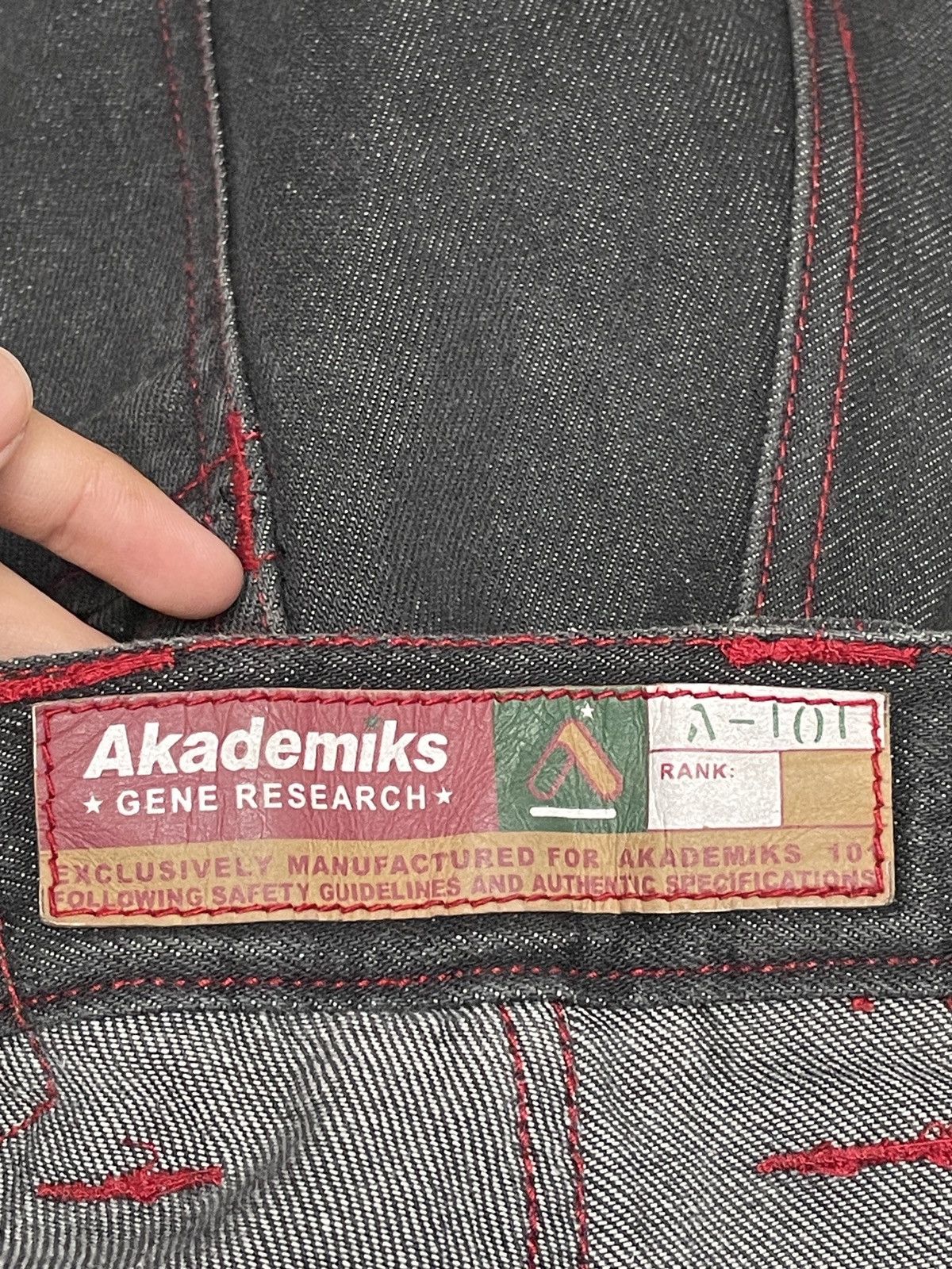 Akademiks Rare Design Vintage Brand Akademiks Baggy Jeans 1990s Size US 34 / EU 50 - 14 Thumbnail
