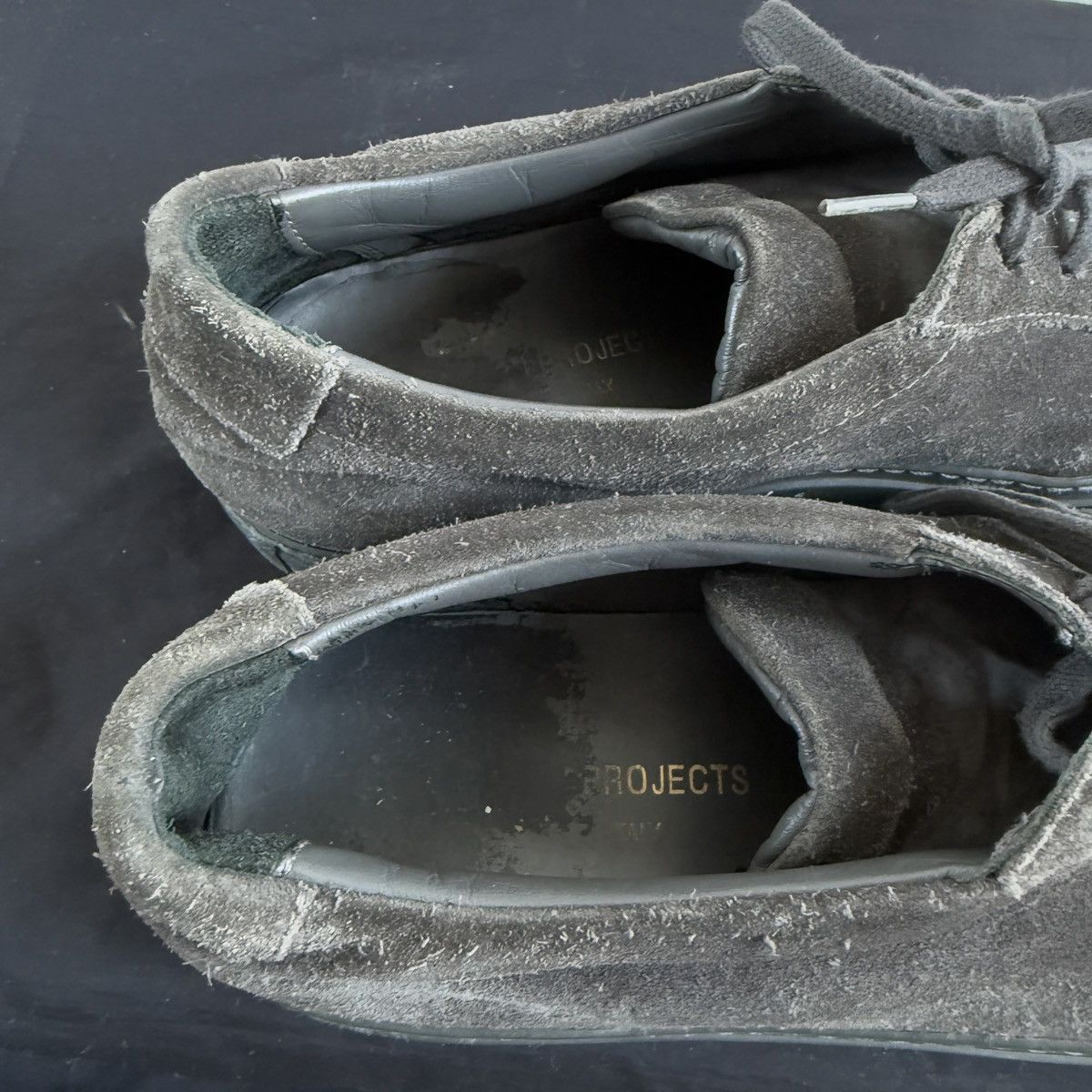 Common Projects Common Projects Achilles Low Gray Suede Size US 8 / EU 41 - 7 Thumbnail
