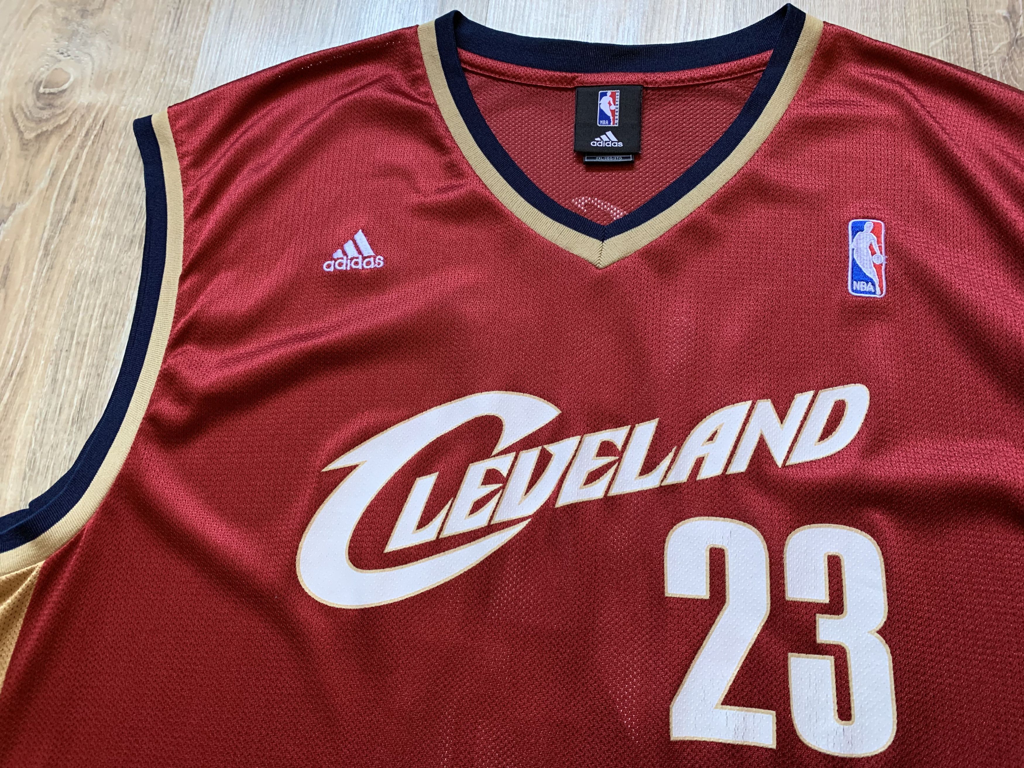 Adidas × NBA × Vintage Vintage Adidas Cleveland Cavaliers Lebron James #23 Jersey Size US XXL / EU 58 / 5 - 5 Thumbnail