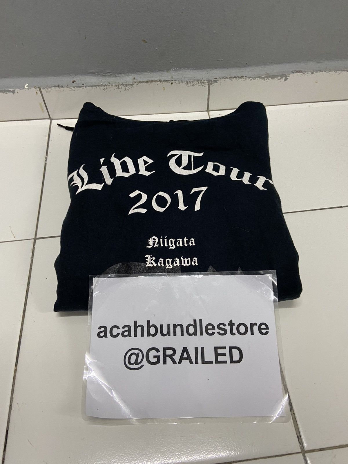 Band Tees KOBUKURO BAND JAPAN LIVE TOUR 2017 SUNFADED HOODIE Size US L / EU 52-54 / 3 - 17 Thumbnail