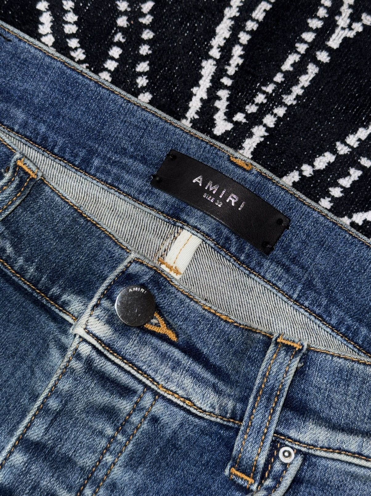 Amiri AMIRI BASIC DISTRESSED JEANS Size US 32 / EU 48 - 10 Thumbnail