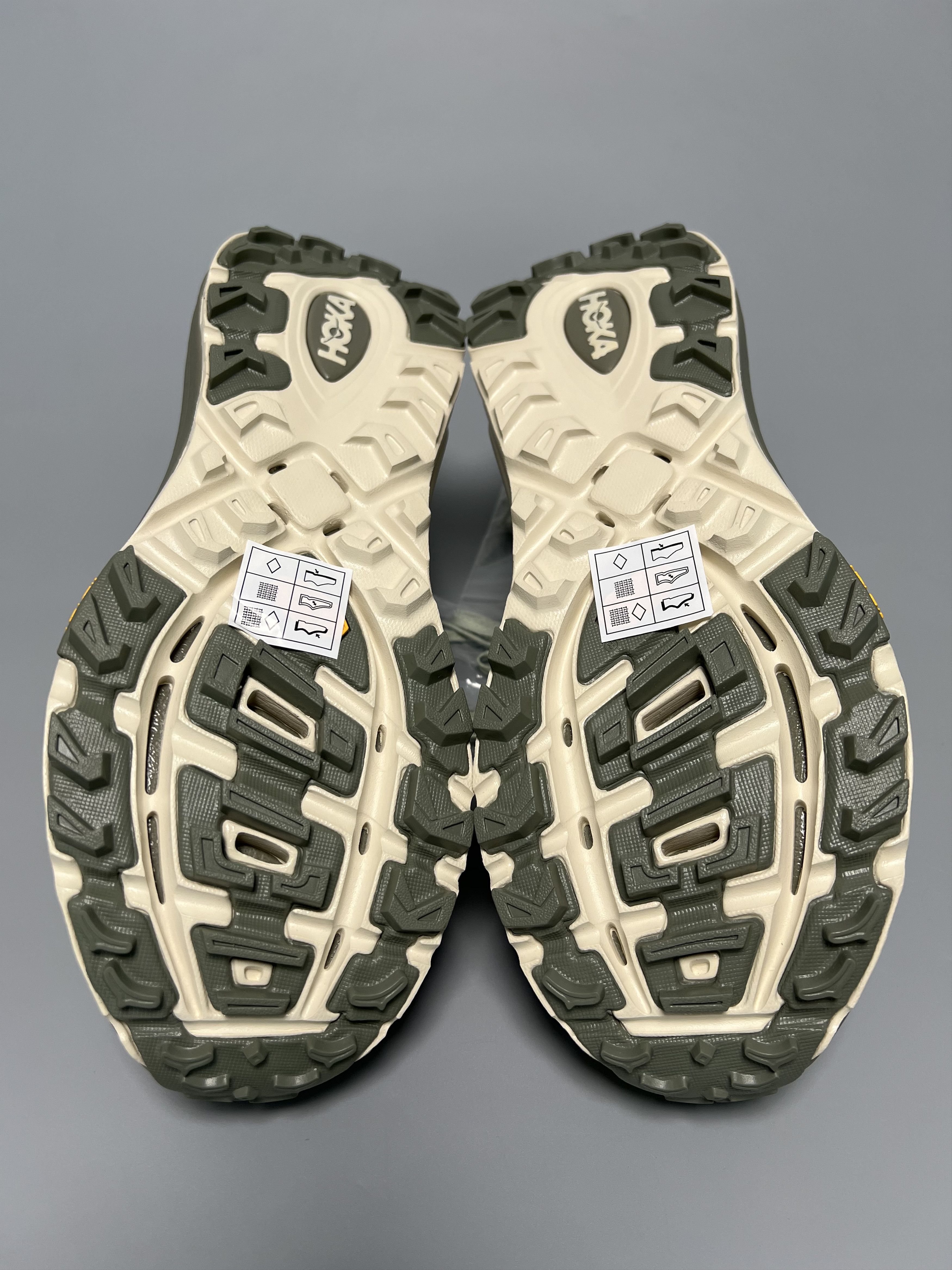 Hoka Hoka One One U Mafate Three 2 Hiking Trail Running Shoes Size US 10 / EU 43 - 14 Thumbnail