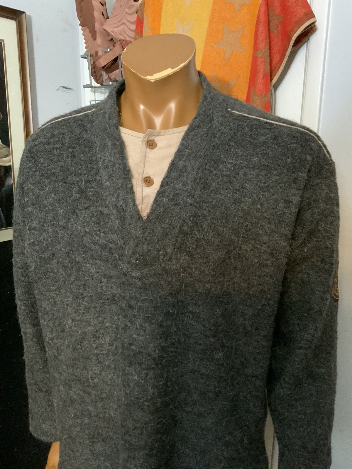 Gianfranco Ferre Vintage Ferre Italy Fuzzy Wool Henley Pullover Sweater Size US M / EU 48-50 / 2 - 12 Thumbnail