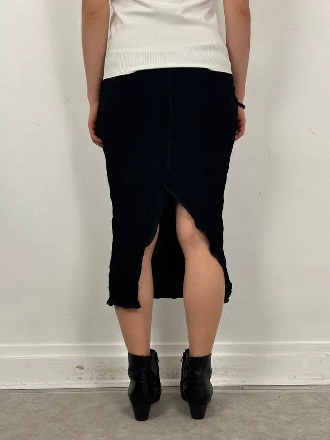Roberto Cavalli 2000s Cavalli Black Crinkled Split Nylon Skirt Size 26" / US 2 / IT 38 - 3 Thumbnail