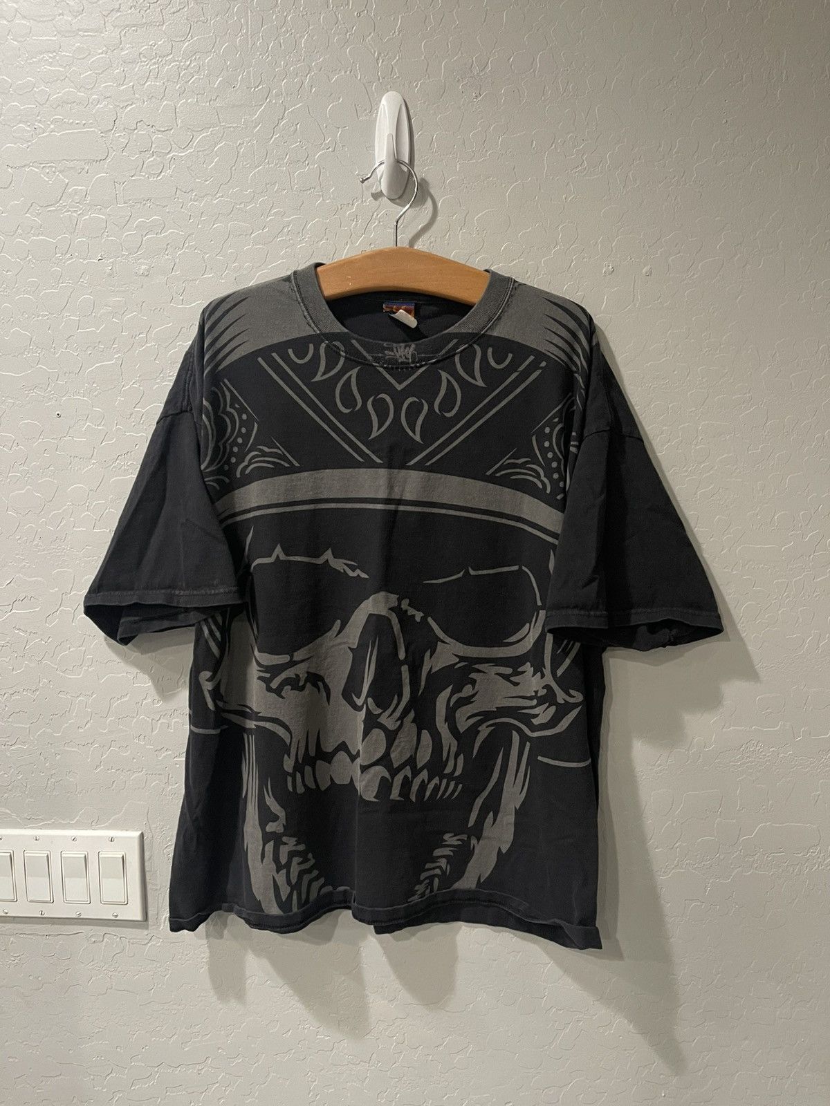 Other Vintage OG Abel Huge Print Skull Shirt Size 2XL Size US XXL / EU 58 / 5 - 1 Thumbnail