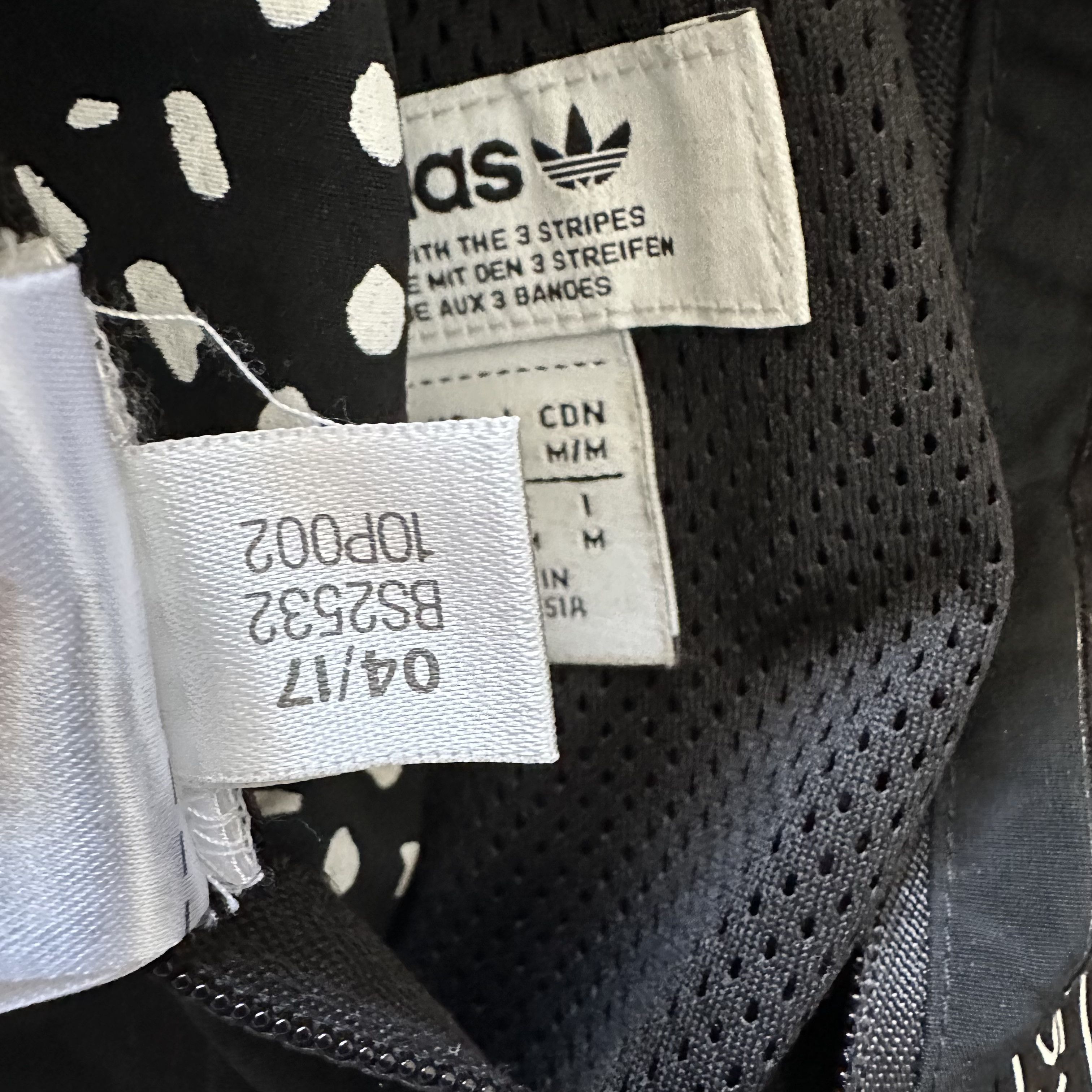 Adidas Adidas Reversible Japanese Style Nylon Drill track Shorts Size US 32 / EU 48 - 10 Thumbnail