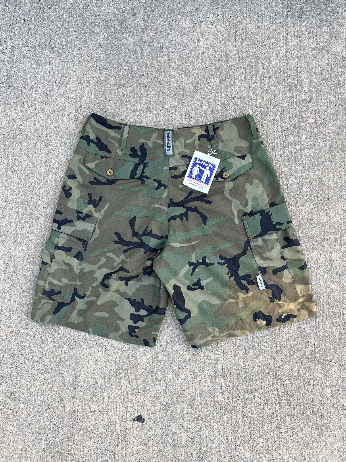 Vintage DEADSTOCK VINTAGE BITCH SKATEBOARDS CAMO CARGO SHORTS | Grailed