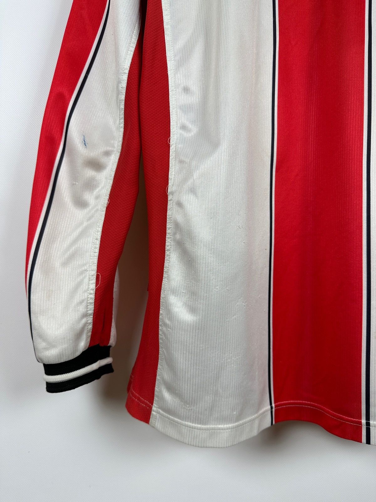 Vintage 2001/01 In-House Southampton Long Sleeve Vintage Jersey Size US L / EU 52-54 / 3 - 15 Thumbnail