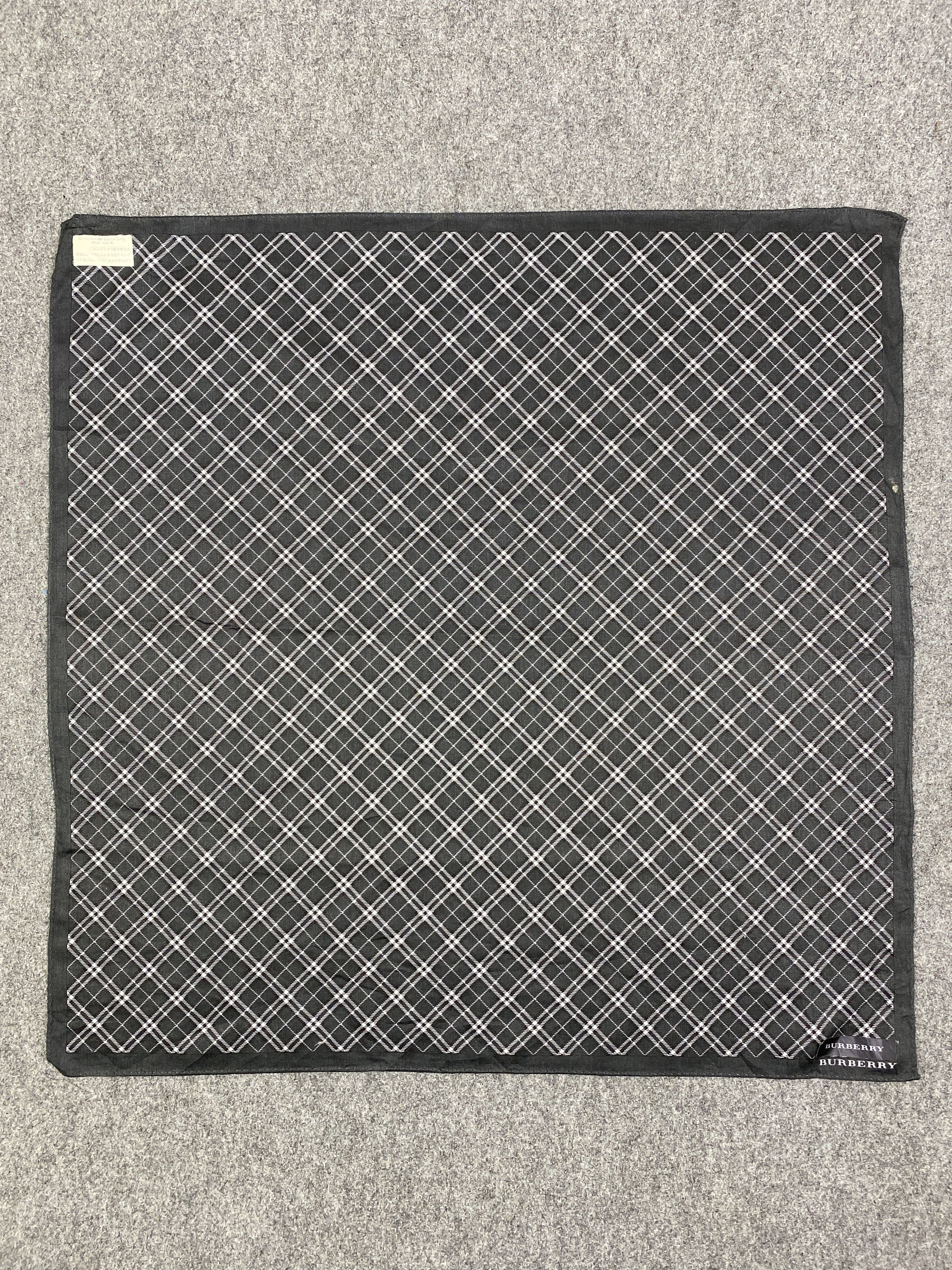 Burberry Vintage Burberry Handkerchief / Neckerchief KT0039 Size ONE SIZE - 4 Thumbnail