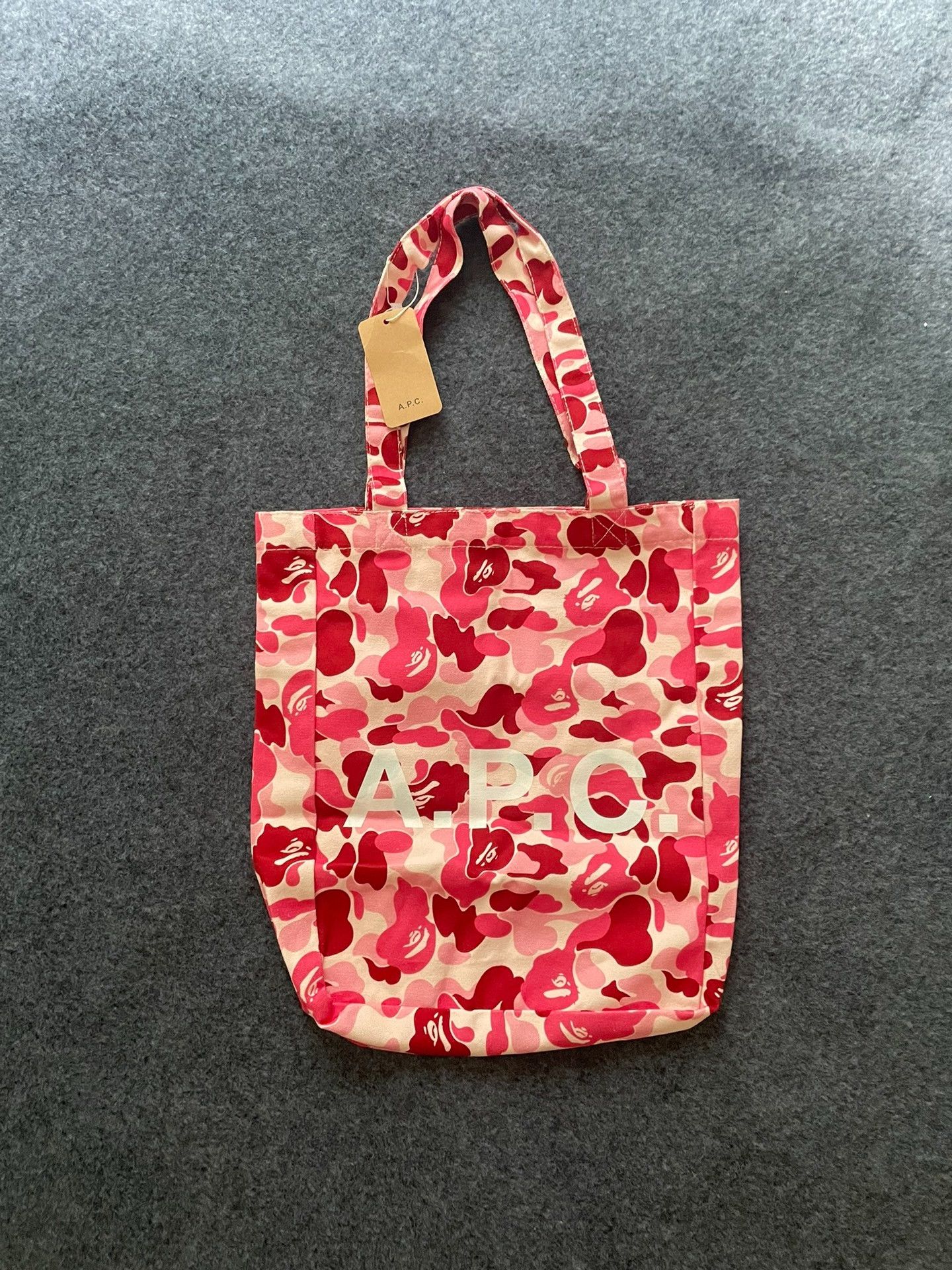 Bape Bape A Pink Camo Shoulder Bag Designer Size ONE SIZE - 1 Thumbnail