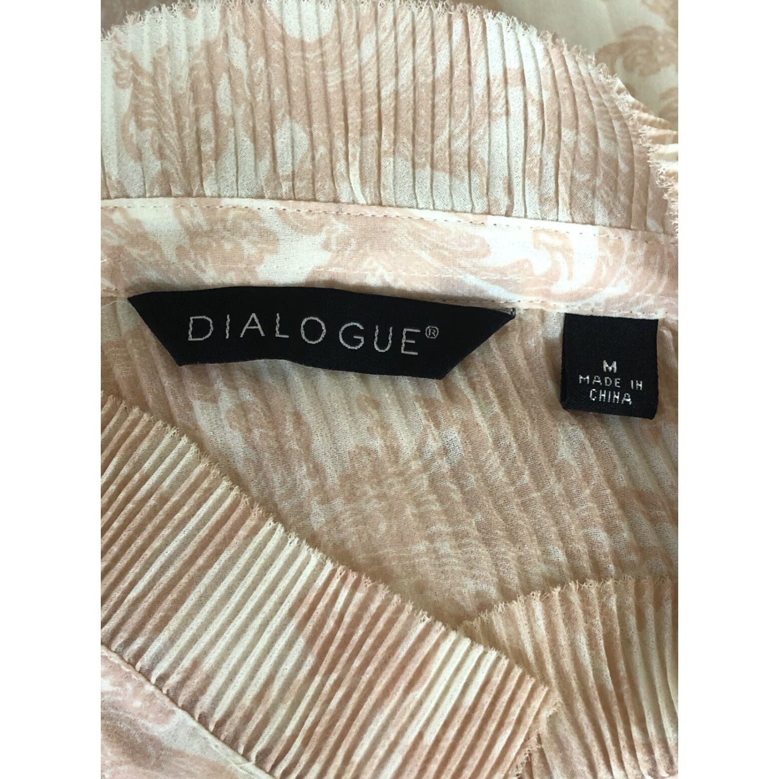 Vintage Dialogue Chiffon Top M Peach Paisly Ruffles Collar Pleated Coquette Romantic | Shirt | Women | M | Peach | Paisley Chiffon Top | 60s? Size M / US 6-8 / IT 42-44 - 5 Thumbnail