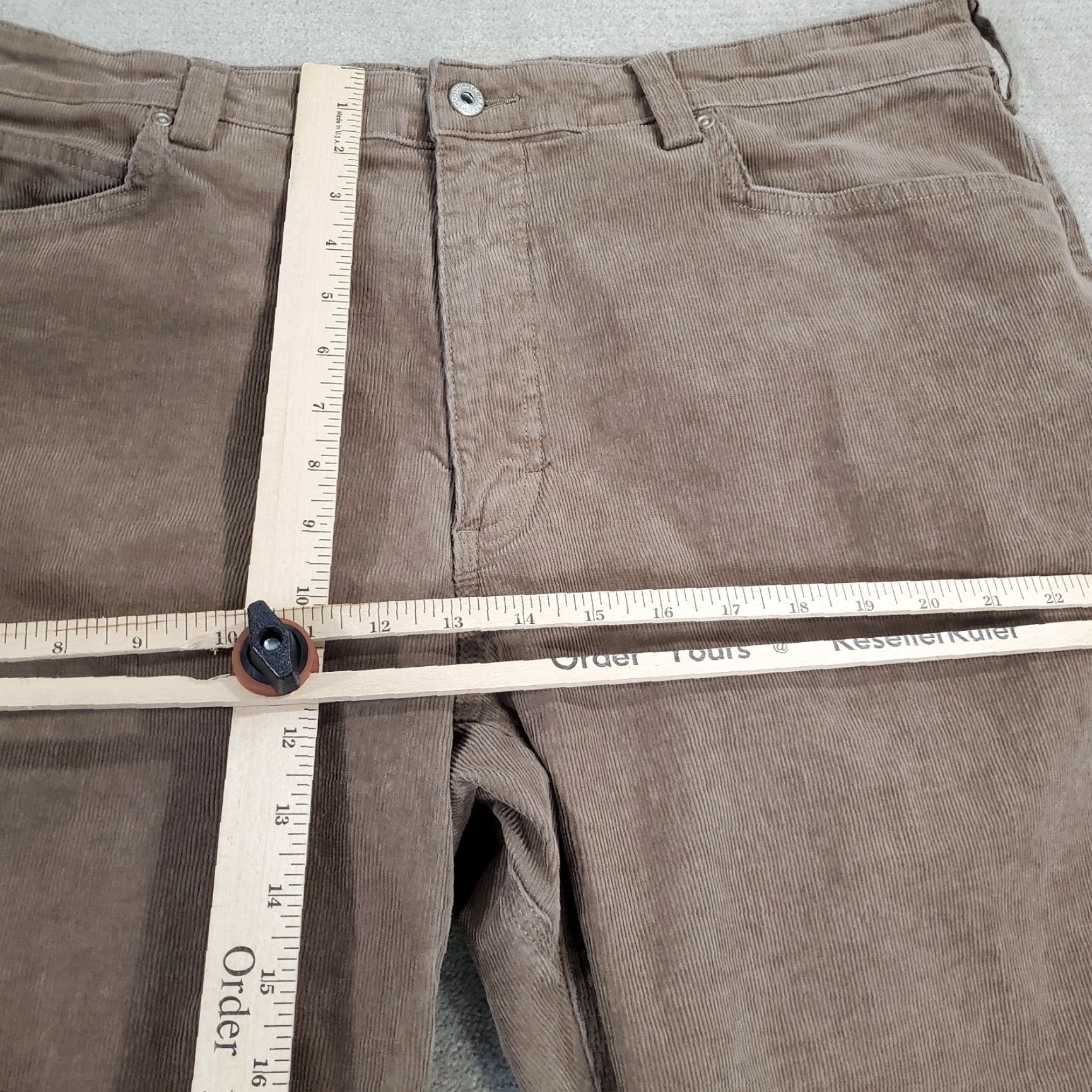Vintage Duluth Mens Pants Corduroy Brown Straight Leg Regular Fit 32 Inseam Flat Front Pockets Logo Size US 40 / EU 56 - 4 Thumbnail
