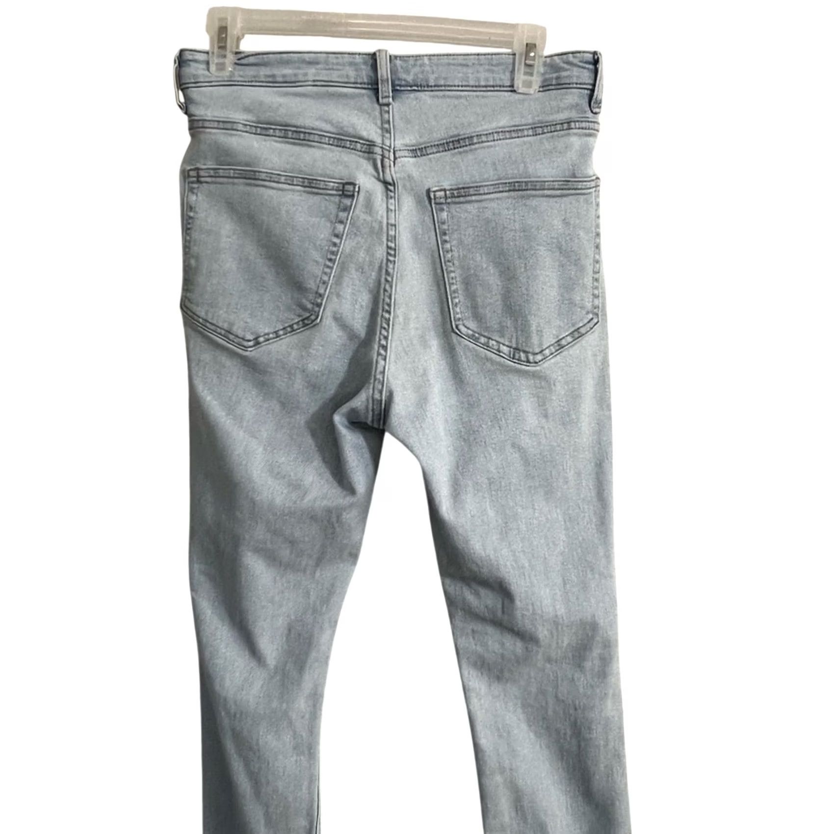 H&M H&M Ultra High Ankle Jeggings light wash distressed Size 8 Women Blue Jeans Jegging Regular 8 Womens Size 30" / US 8 / IT 44 - 6 Thumbnail